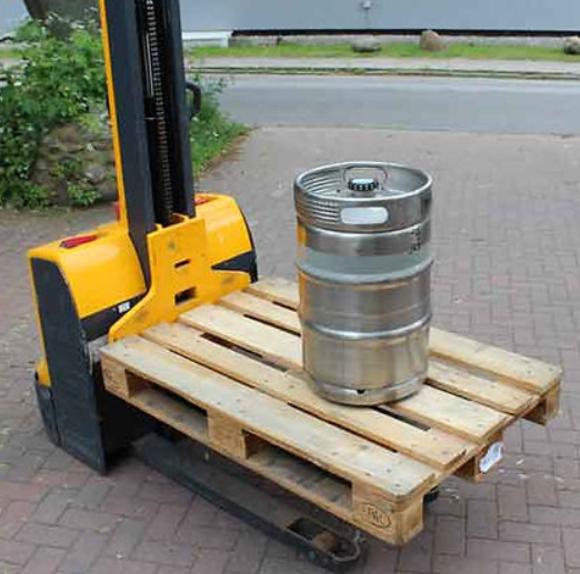 Bild von Sankt-Jaro - PIVO - LAGER HELL oder SCHWARZBIER - Tschechien FASSBIER